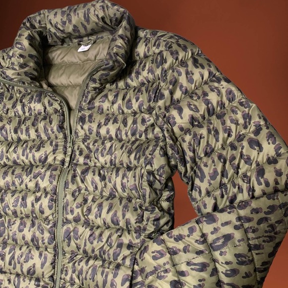 Leopard Puffer Jacket Quilted Narrow Channel Women's Small - Picture 5 of 14